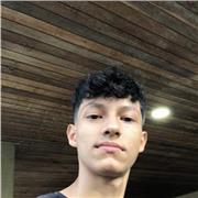 Hallo Leute, mein Name ist Gabriel Mendez, meine Muttersprache ist Spanisch und ich habe auch ein C1-Zertifikat in Türkisch